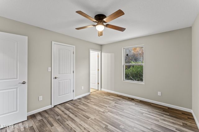 329 Blacksferry Rd, Knoxville, TN 37931