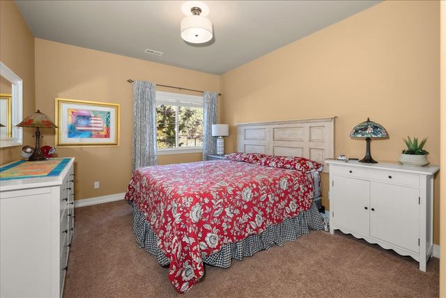103 E Roscoe Ct, Spokane, WA 99224