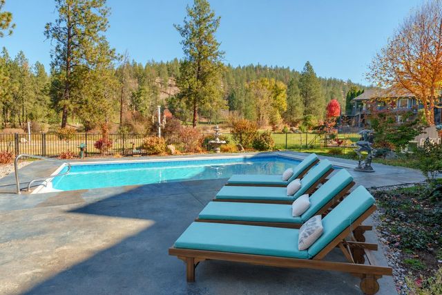 103 E Roscoe Ct, Spokane, WA 99224