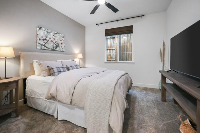 4658 Scenic Vista Dr, Folsom, CA 95630