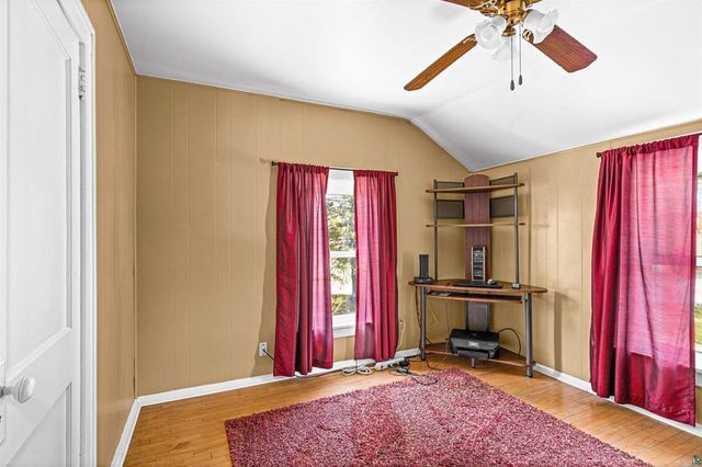 244 W Faribault Street, Duluth, MN 55803