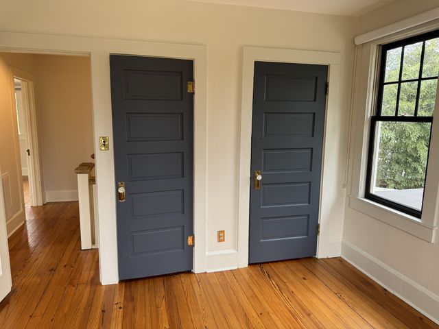 1300 Riverside Rd, Old Hickory, TN 37138