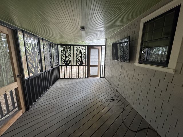 1300 Riverside Rd, Old Hickory, TN 37138