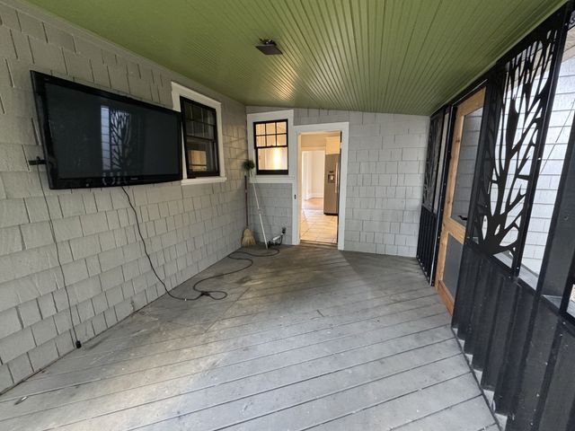 1300 Riverside Rd, Old Hickory, TN 37138