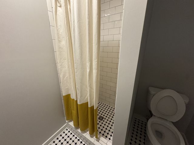 1300 Riverside Rd, Old Hickory, TN 37138