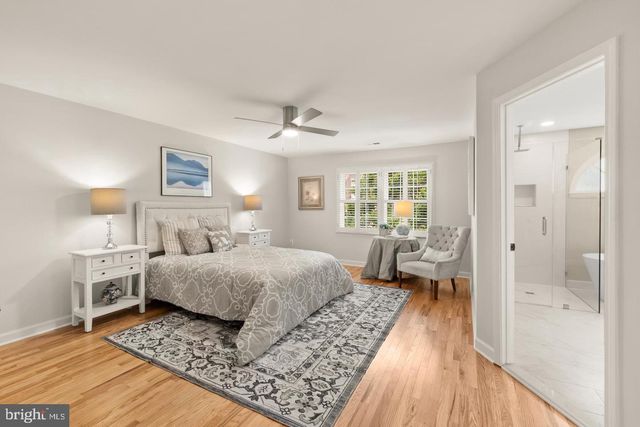 6312 CHAUCER VIEW CIR, Alexandria, VA 22304