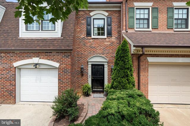 6312 CHAUCER VIEW CIR, Alexandria, VA 22304