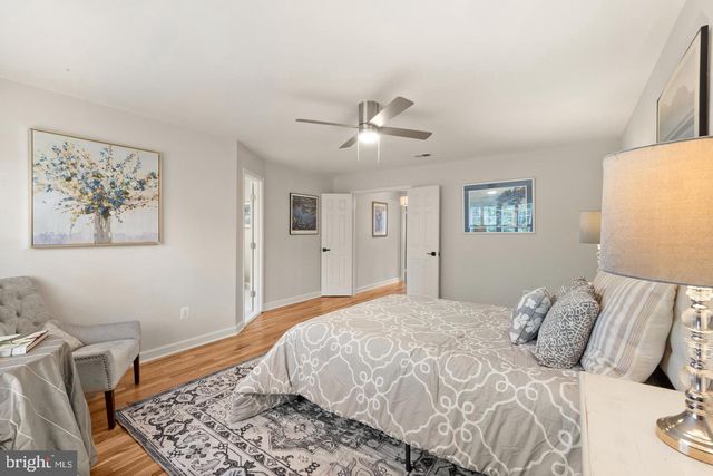 6312 CHAUCER VIEW CIR, Alexandria, VA 22304