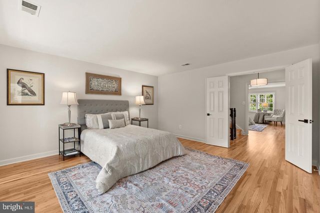 6312 CHAUCER VIEW CIR, Alexandria, VA 22304
