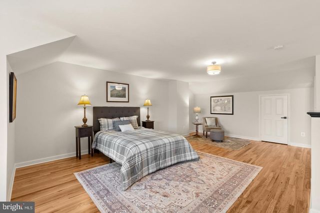 6312 CHAUCER VIEW CIR, Alexandria, VA 22304