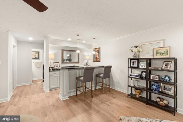 6312 CHAUCER VIEW CIR, Alexandria, VA 22304