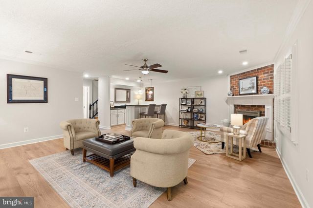 6312 CHAUCER VIEW CIR, Alexandria, VA 22304