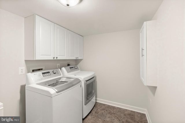 6312 CHAUCER VIEW CIR, Alexandria, VA 22304