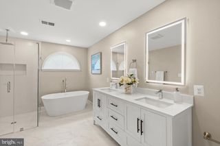 6312 CHAUCER VIEW CIR, Alexandria, VA 22304