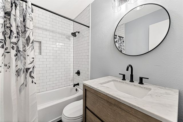 1842 E Cortland Street, Fayetteville, AR 72703