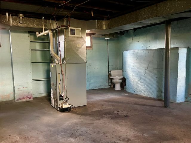 3009 State St, White Oak, PA 15131