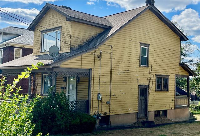 3009 State St, White Oak, PA 15131