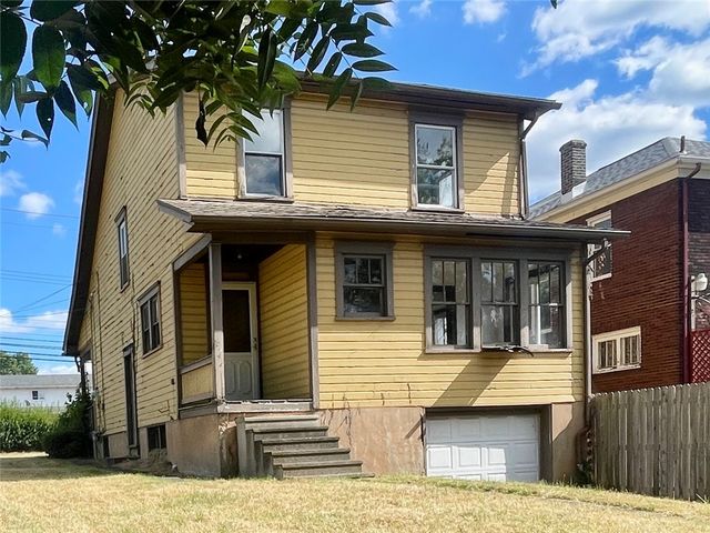 3009 State St, White Oak, PA 15131