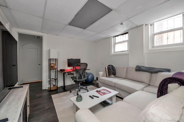 2445 Yates Avenue, Bronx, NY 10469