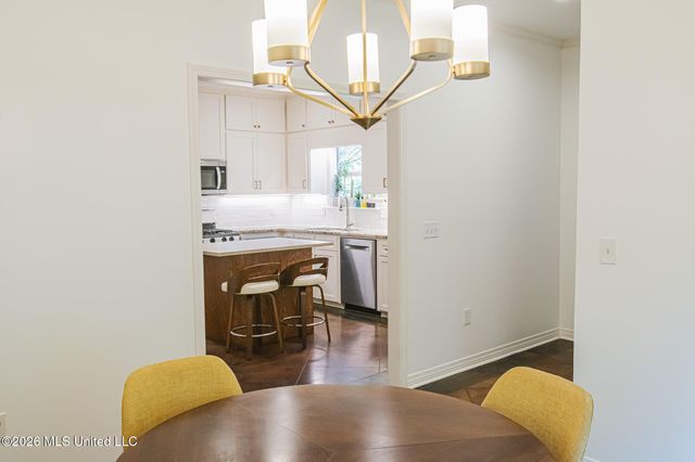 135 Armonde Court, Madison, MS 39110