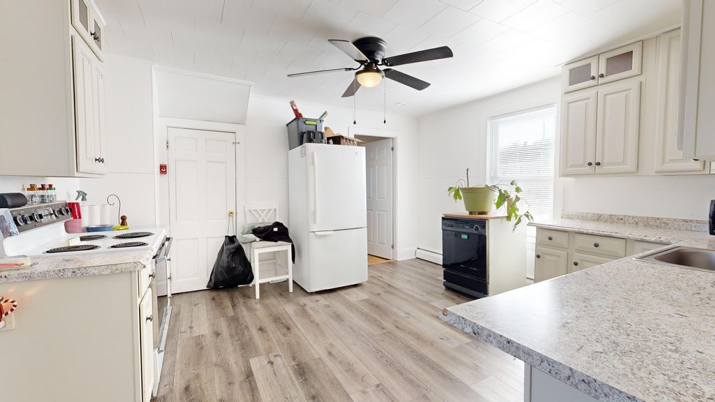 65 Cram Avenue, Lewiston, ME 04240 — photo 5