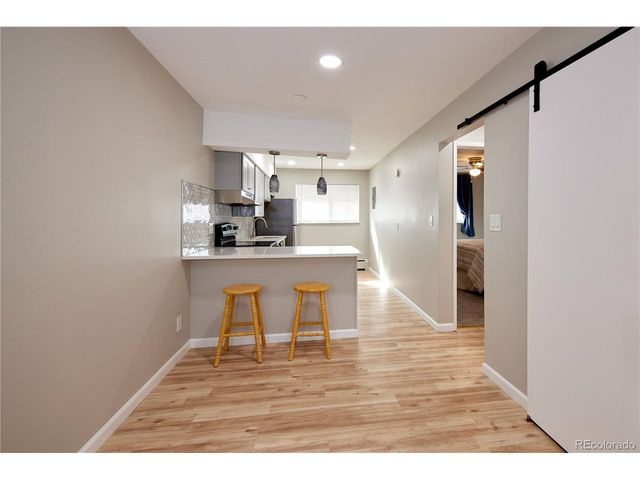 7050 W Cedar Ave 212, Lakewood, CO 80226