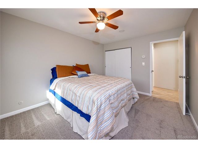 7050 W Cedar Ave 212, Lakewood, CO 80226