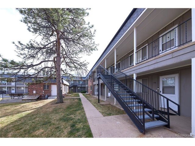 7050 W Cedar Ave 212, Lakewood, CO 80226