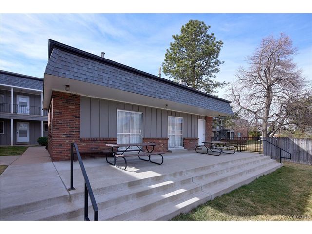 7050 W Cedar Ave 212, Lakewood, CO 80226