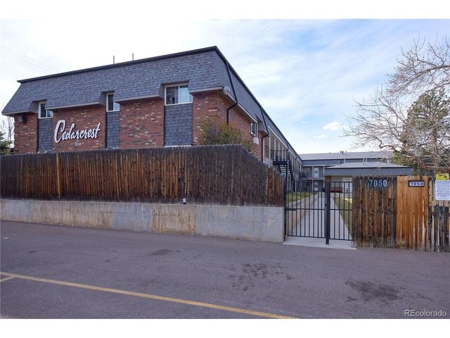 7050 W Cedar Ave 212, Lakewood, CO 80226