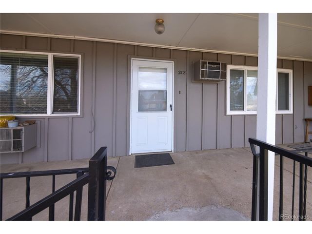 7050 W Cedar Ave 212, Lakewood, CO 80226