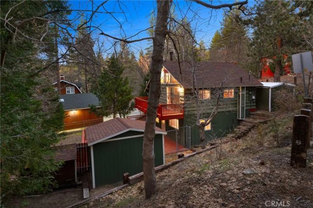 32143 West Drive, Running Springs, CA 92382