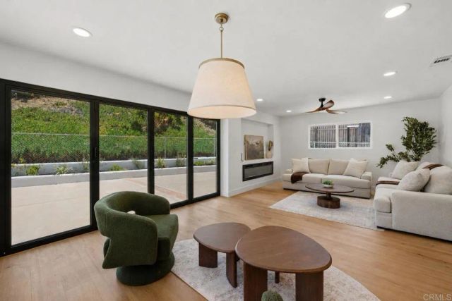 2904 E Barnwell Street, Oceanside, CA 92054