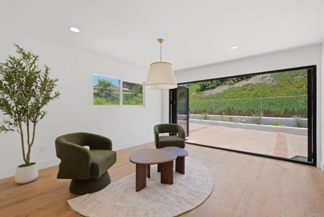 2904 E Barnwell Street, Oceanside, CA 92054