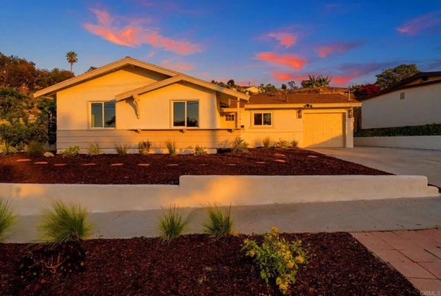 2904 E Barnwell Street, Oceanside, CA 92054