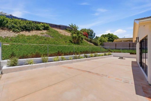 2904 E Barnwell Street, Oceanside, CA 92054