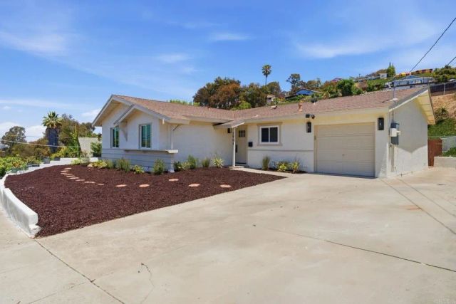 2904 E Barnwell Street, Oceanside, CA 92054