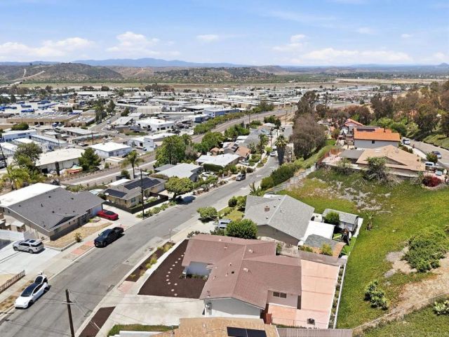 2904 E Barnwell Street, Oceanside, CA 92054