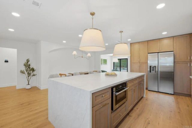 2904 E Barnwell Street, Oceanside, CA 92054