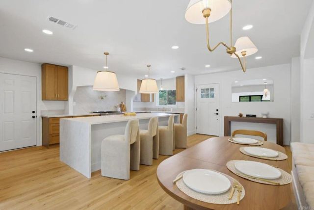 2904 E Barnwell Street, Oceanside, CA 92054