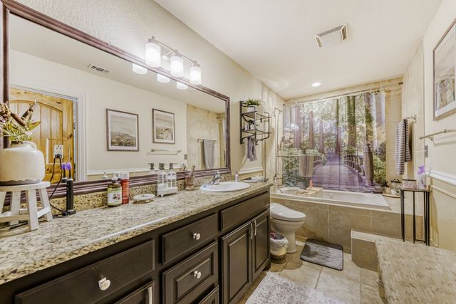 7835 Portwood Road, Azle, TX 76020