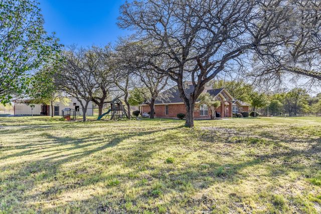 7835 Portwood Road, Azle, TX 76020