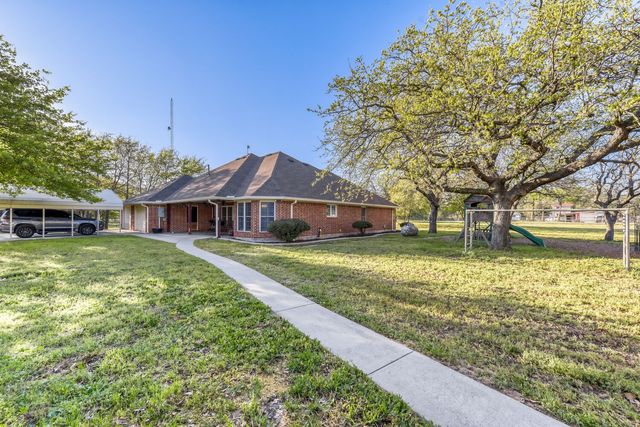 7835 Portwood Road, Azle, TX 76020