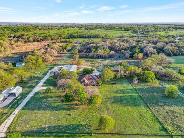 7835 Portwood Road, Azle, TX 76020