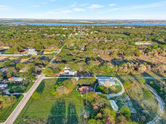 7835 Portwood Road, Azle, TX 76020