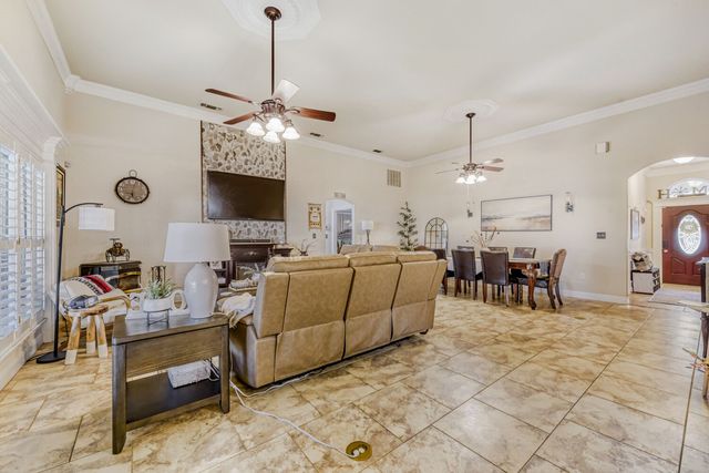 7835 Portwood Road, Azle, TX 76020