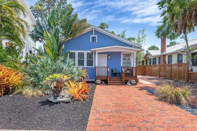 1676 OAK STREET, Sarasota, FL 34236