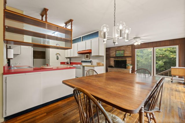 116 Vanwinkle Grove, Berea, KY 40403