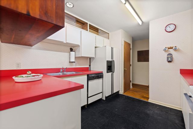 116 Vanwinkle Grove, Berea, KY 40403