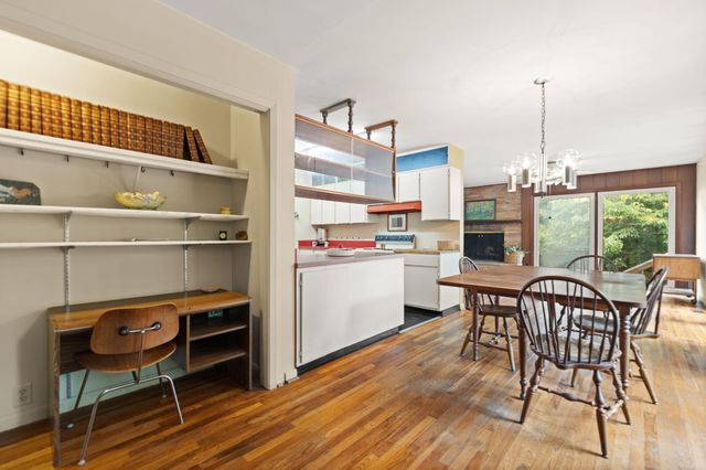 116 Vanwinkle Grove, Berea, KY 40403